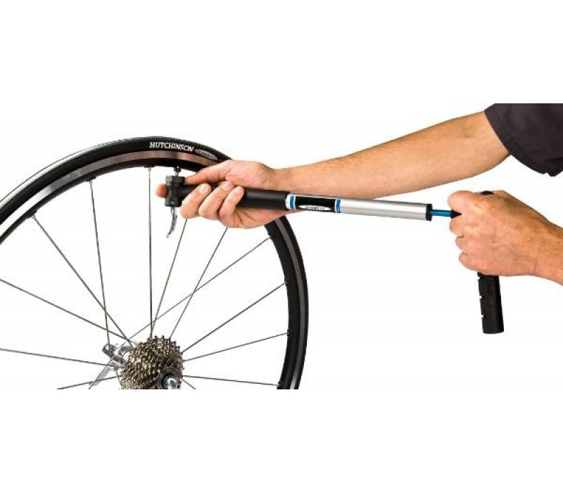 Park tool frame pump outlet